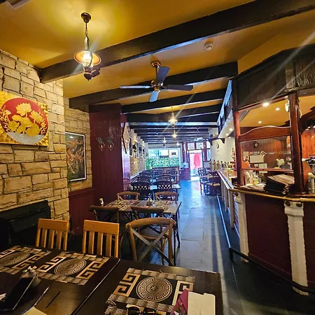 מלון דירות Town A ליסטוול